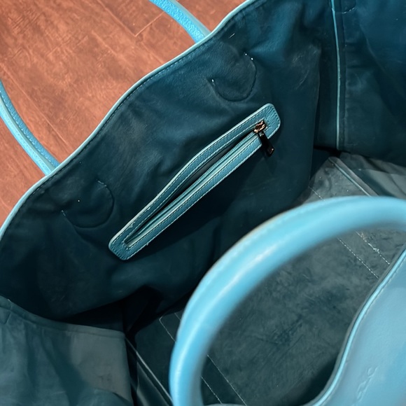 USED ONCE Gorgeous BECK Medium leather tote with velvet lining - Picture 5 of 9